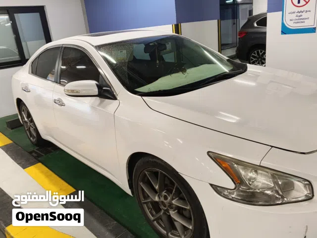Nissan Maxima 2012