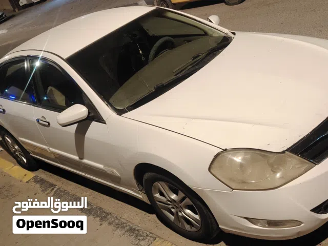 2011 رينو سافران Standard