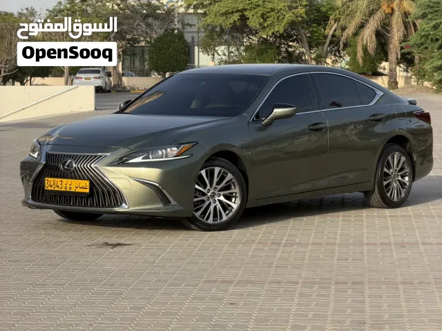 2021 لكزس ES ES 250