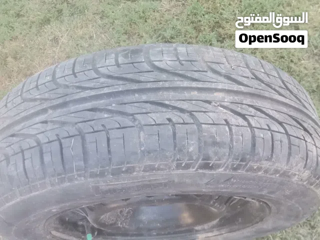 قومة انظيفة اجديدة 205/65 رقمها 15 تركب علي مرسديس