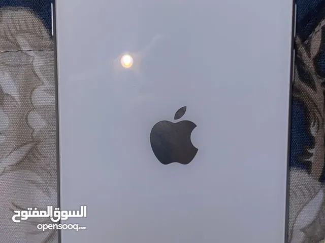 Apple iPhone SE 128 GB in Al Sharqiya