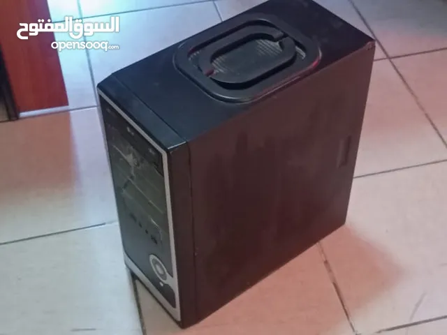 كمبيوتر pc مع جميع الاكسسوارات