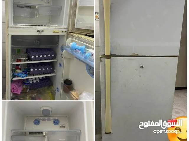 للبيع ثلاجة ثلج وغسالة وفريرز