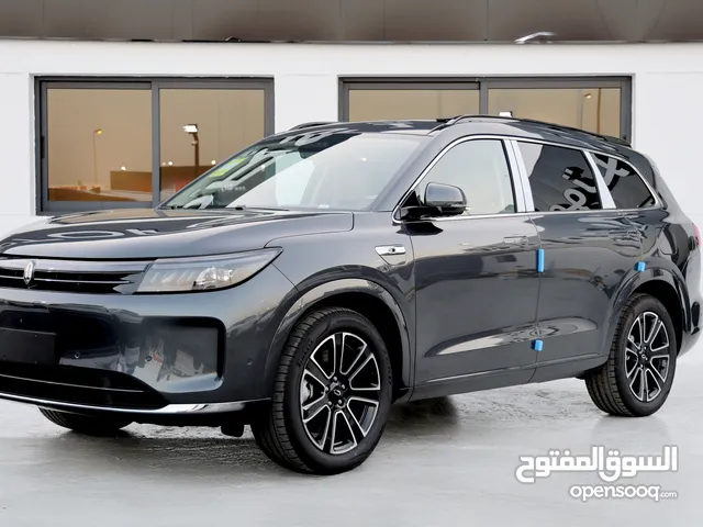 AITO M7 Pro 4WD 6-Seat 2025 – Grey Exterior, Beige Interior, Luxury SUV