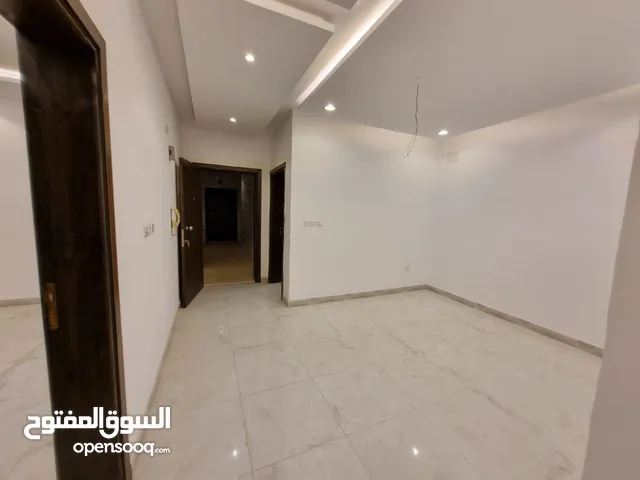 170 m2 2 Bedrooms Apartments for Rent in Al Riyadh Tuwaiq