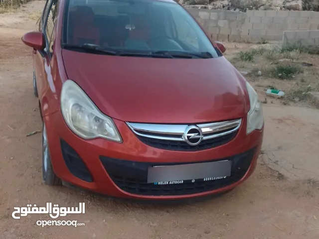 أوبل كورسا 2012