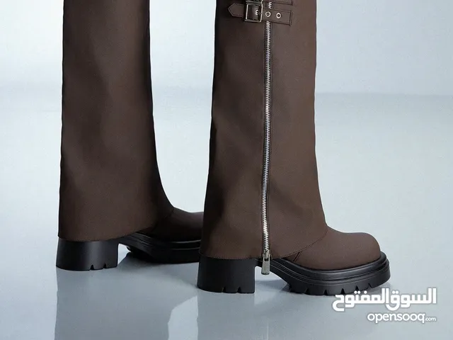 brown Boots in Giza