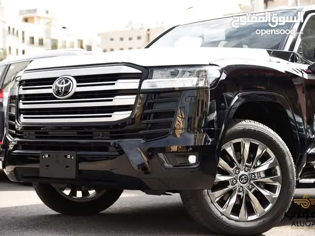 تويوتا لاندكروز GXR -2025 لون اسود عداد زيرو كفاله الشركه
