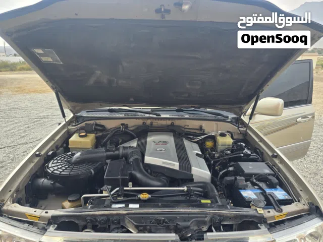 لاند كروزر تويوتا 2006 VXR فحص كامل ومرخصة