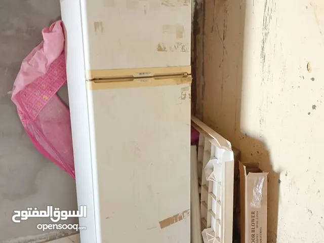 ثلاجة و فريز للبيع