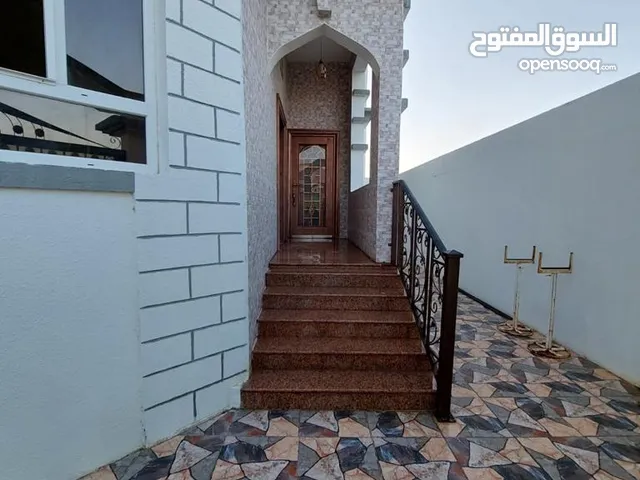 285 m2 4 Bedrooms Townhouse for Rent in Muscat Amerat