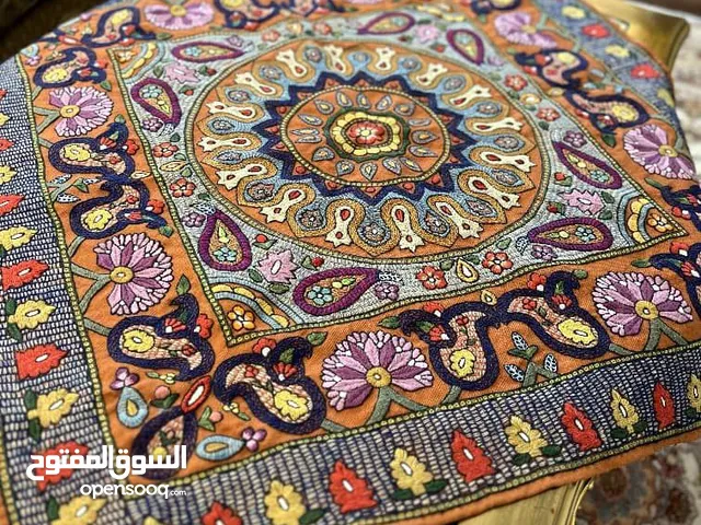 مفرش مائدة كرمان باتيه مخيط يدوياً