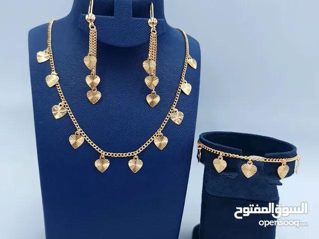 اكسسوارت مطلية بالذهب لصغار والكبار جديد مضمون للبيع