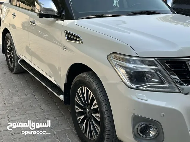 للبيع نيسان بلاتينيوم اول مالك من الوكاله بحاله ممتازه اللي يدور النضيف وشي زين يتواصل معاي