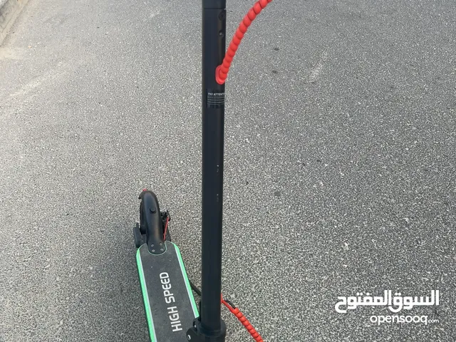 للبيع سكوتر كهربائي سرعة 100