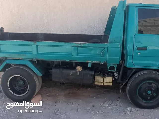 للبيع قلاب تويوتا