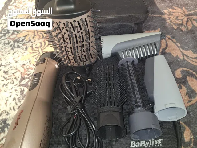 1سشوار شعر انسيابي ومجفف. 2كيرلي ويفي.