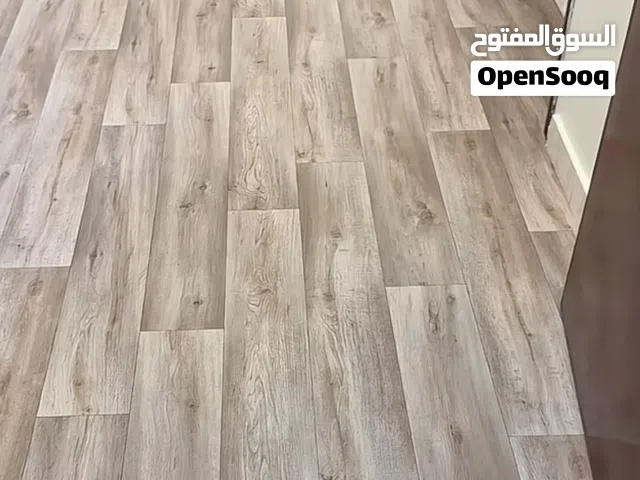 يوجد لدينا جميع انواع السجاد والباركيه بنوعيه بلجيكيه افضل نوعيه وافضل جوده