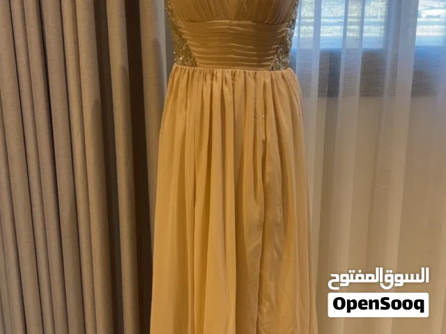 فستان سهرة بيج مشكوك بالترتر