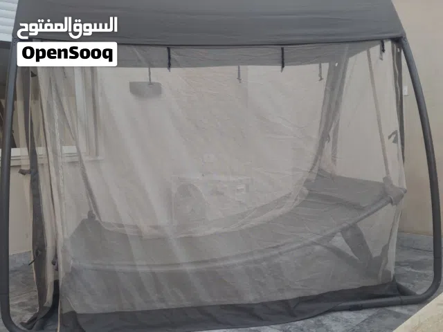 سرير ارجوحة شبه جديد