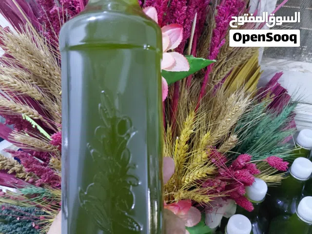 زيت زيتون اكسترا فيرجن معصور على البارد