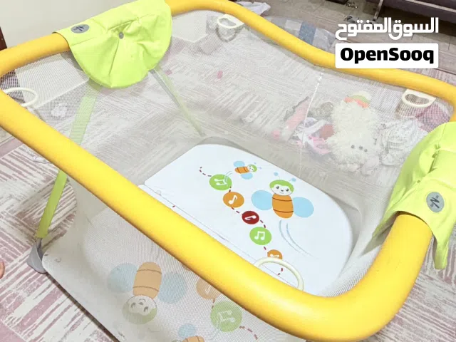 Baby play yard Foldable Good condition Branded