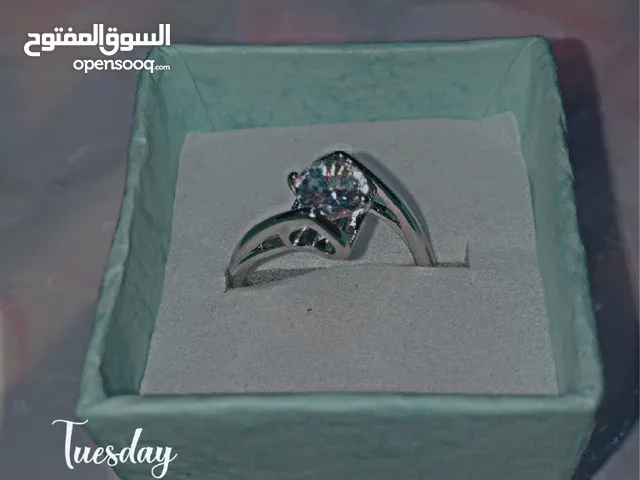 خاتم فضه 55g نسائي جديد لم يستخدم.. شكله جدا جميل