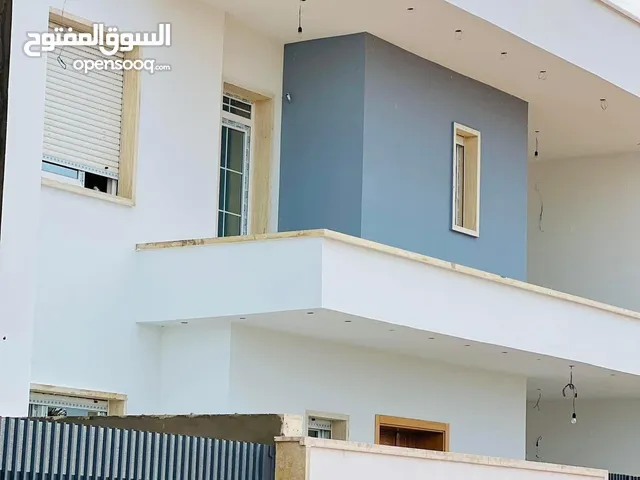 500 m2 More than 6 bedrooms Villa for Sale in Tripoli Al-Najila