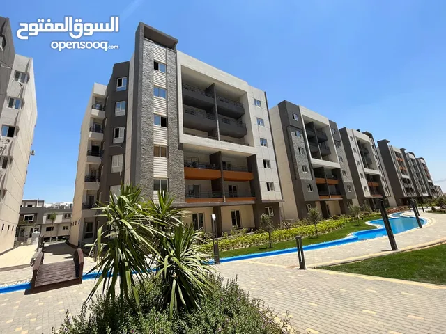 160 m2 3 Bedrooms Apartments for Sale in Giza 6th of October
