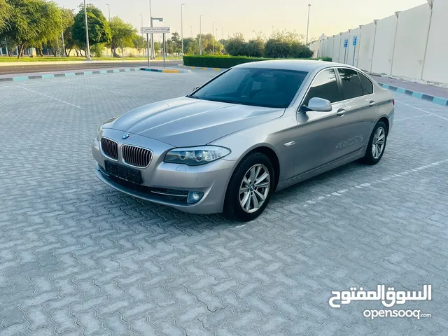 BMW 520 I model 2013 GCC full option   160000 km