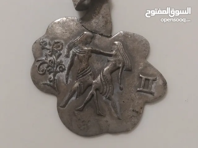 نوادر قيمة