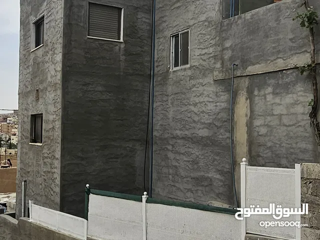 140 m2 3 Bedrooms Townhouse for Sale in Tafila Other