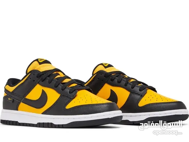 Nike Dunk Lo Black and Gold (43)
