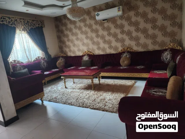 للبيع جلسه كامله مع طوله ستاره