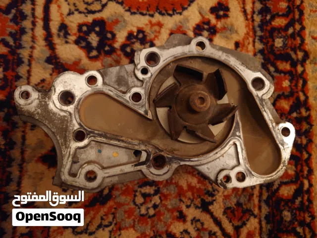 بومبة مياه هونداي ازيرا 2009