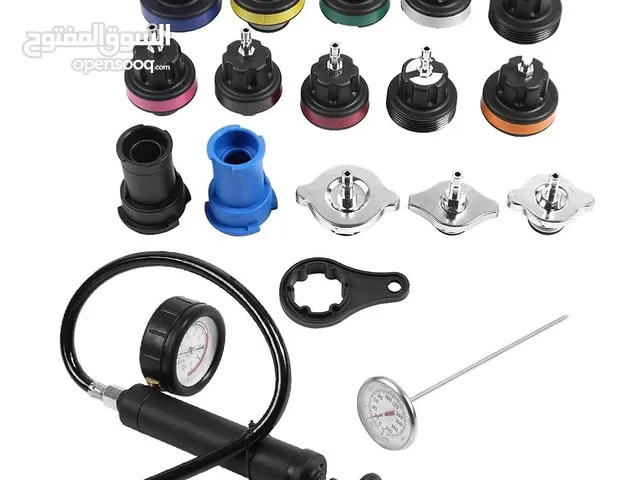 يتوفر لدينا ساعة ضغط لكشف تسريب ماء الروديتر للمركبة