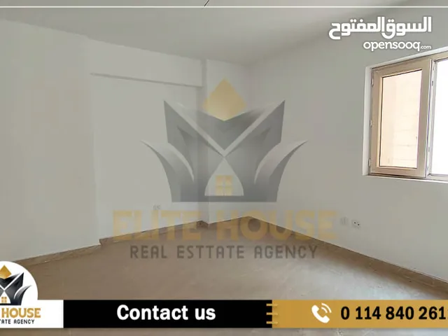 183m2 3 Bedrooms Apartments for Rent in Alexandria Smoha