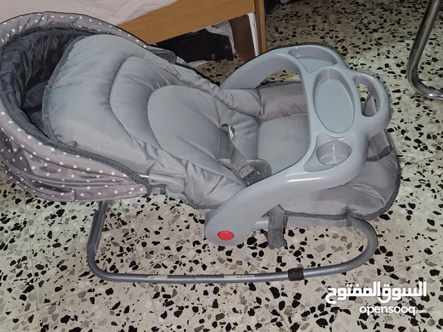 كرسي هزاز للأطفال Baby Rocker Baby Swing