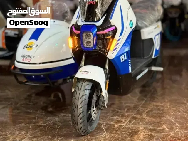 لانسر بسايد كار 3 عجلات موتور 3000 واط يحمل 3 اشخاص مرتاحين جدا ضمان صيانه خدمة ما بعد البيع تابعني