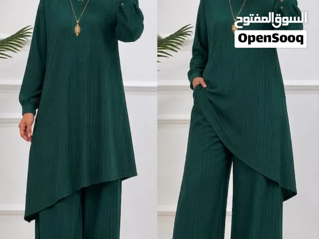 طقم شرعي قطعتين (بلوزة وبنطلون) خامة فيجارو مميزة