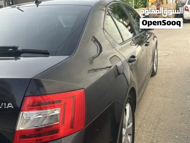 2013 سكودا اوكتافيا Standard