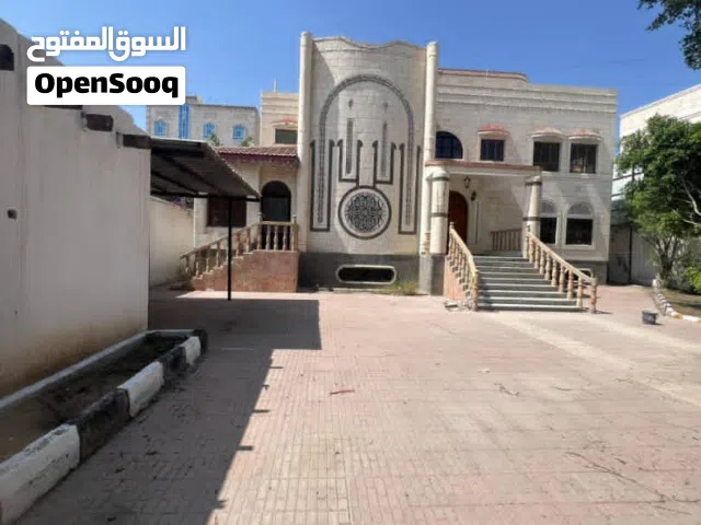فله للايجار في حده شارع الخمسين