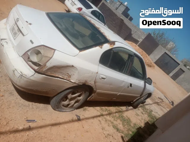 قطع غيار للبيع افانتي2005 محرك 16 فيه زجاج فيه محرك بدون مغديات دمان وشريط مسجل بوكس المكان تاجوراء