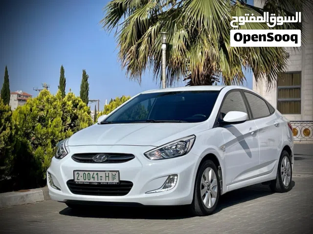 2016 Hyundai Accent Standard