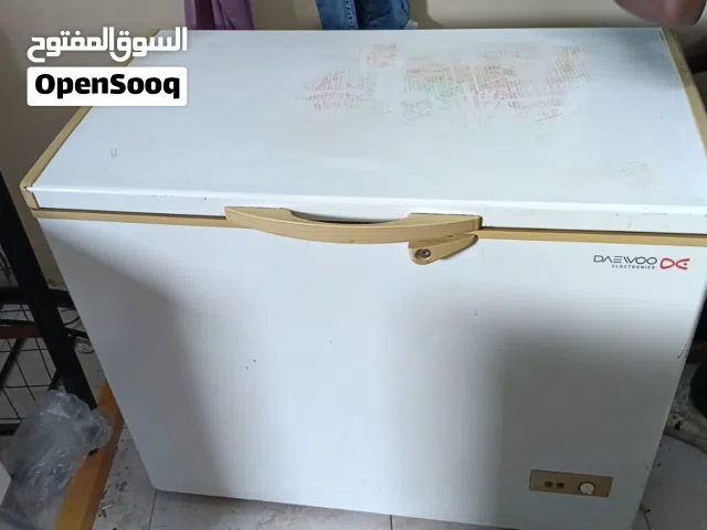 فريزر بقمة النظافه وممتاز جدا بدون اعطال وقابل للتفاوض