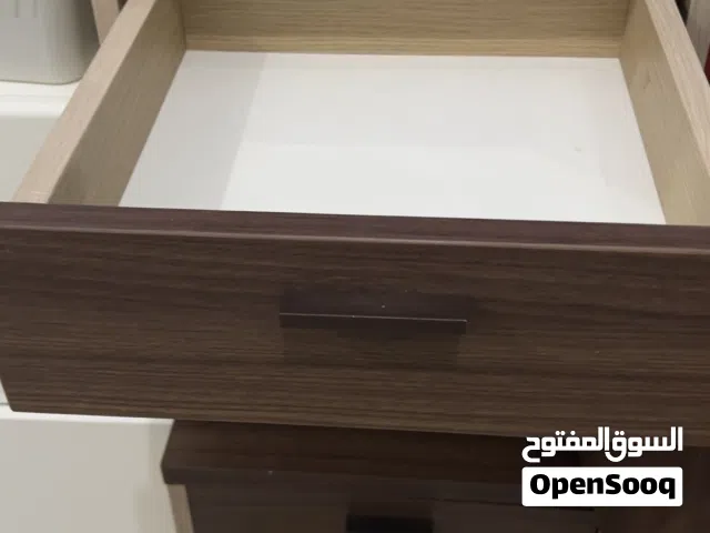 2 كومدينو بحاله ممتازه جدا