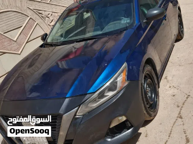 2019 نيسان التيما SR