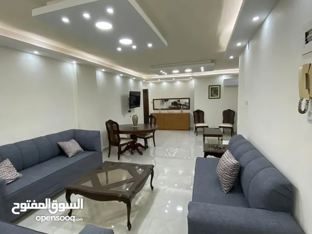 شقه مفروشه للايجار الشهري او اليومي