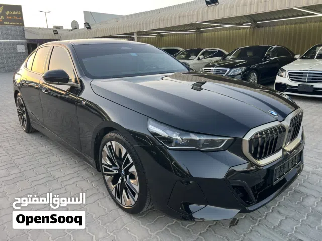2024 بي ام دبليو الفئة 5 520