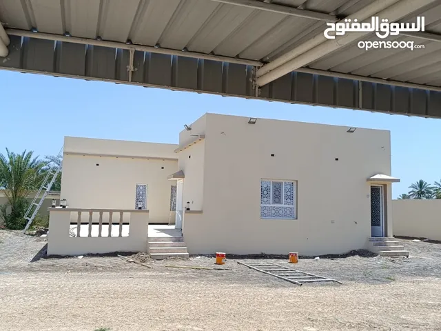 2 Bedrooms Farms for Sale in Al Batinah Suwaiq